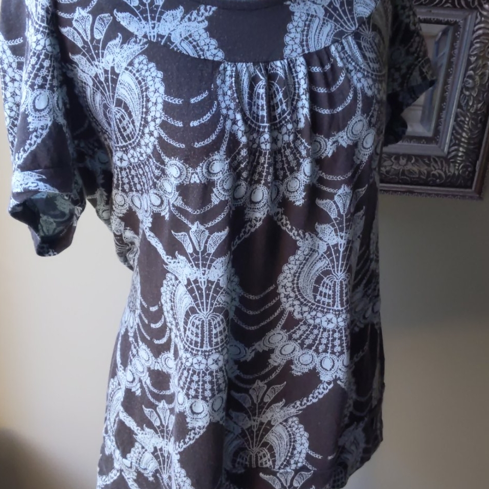 Tunic - Picture 3 of 8